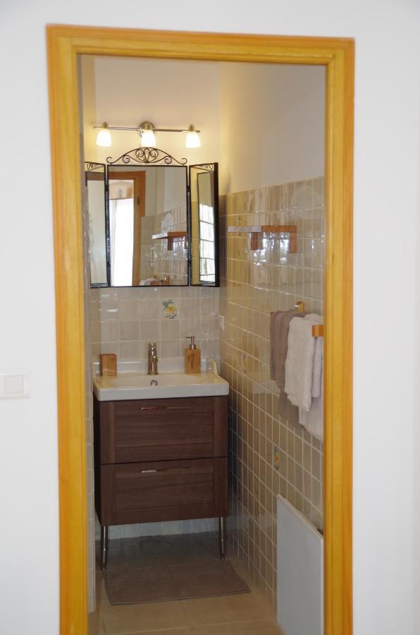 Régusse Lou Pebre D'Ai B&B 외부 사진